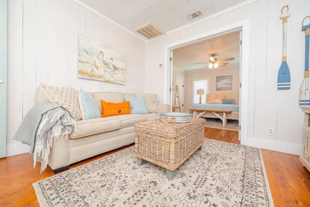 The Cottage - Downtown Rockport Bagian luar foto