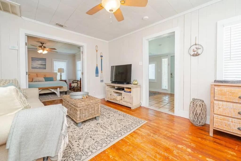 The Cottage - Downtown Rockport Bagian luar foto